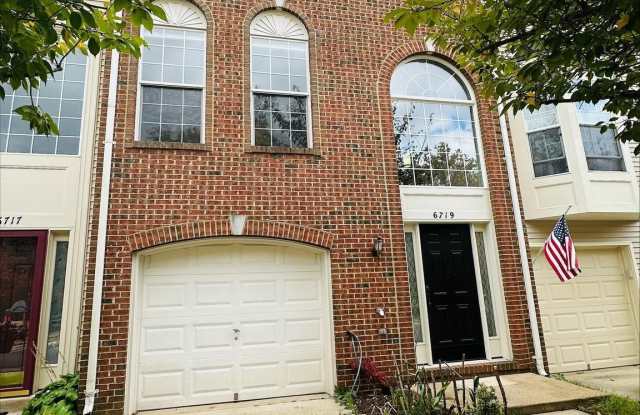 Photo of 6719 EMMANUEL Court