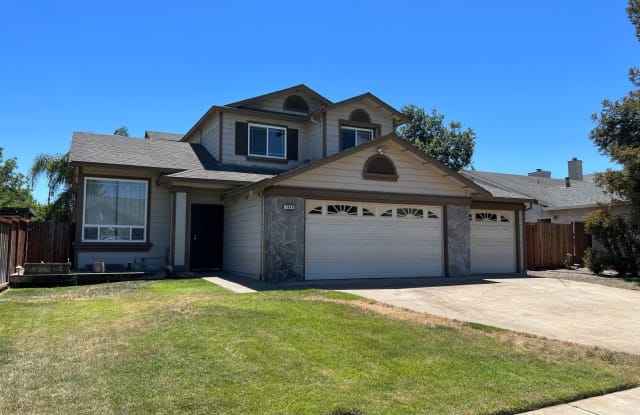 1949 W Summerfield Court - 1949 West Summerfield Court, Oakley, CA 94561