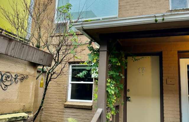 Photo of Come home to this highly desirable Maisen Jiselle Condo !