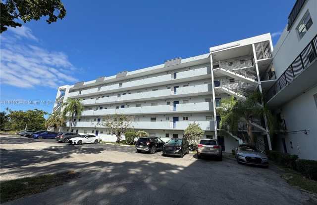 Photo of 7561 NW 16th St