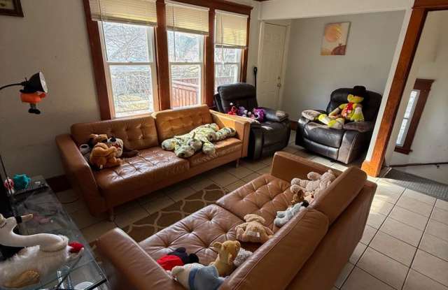 3600-02 N Vel R Phillips