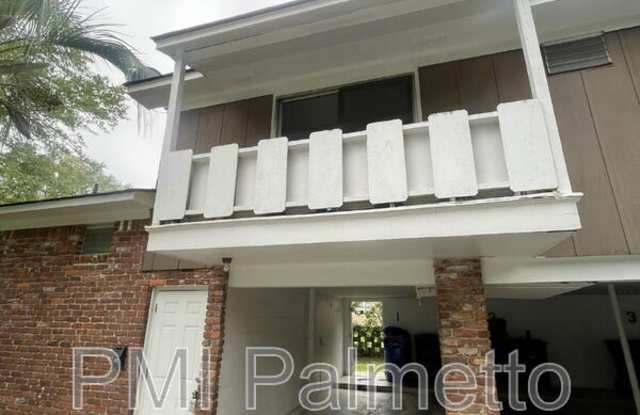 Photo of 3209 Wilmot Ave