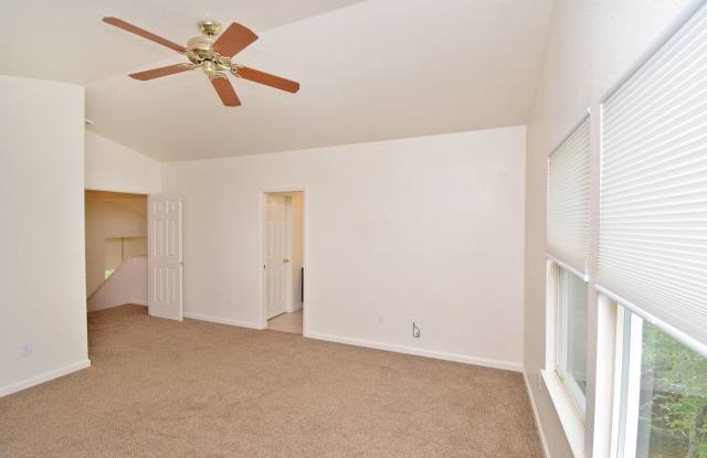 Caughlin Ranch Beauty Clean and Comfortable and Close to Shopping