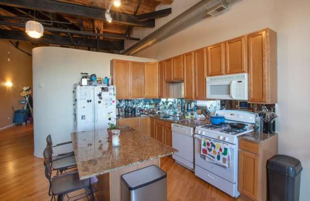 1550 S Indiana Avenue