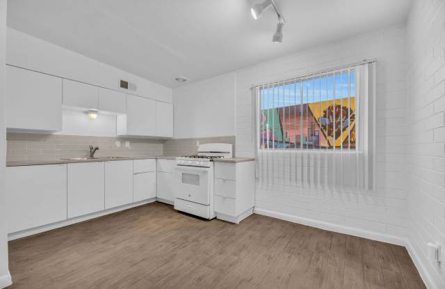 U Apartments @ Melrose