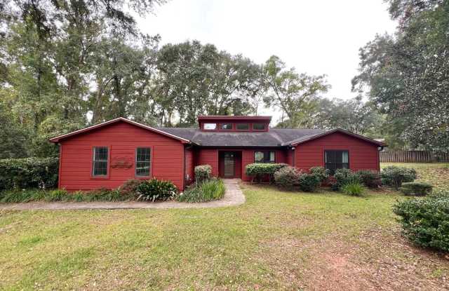 Fabulous house in Avondale on the East side of Tallahassee