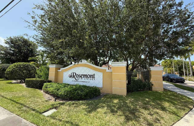 Photo of 3569 Forest Hill Boulevard