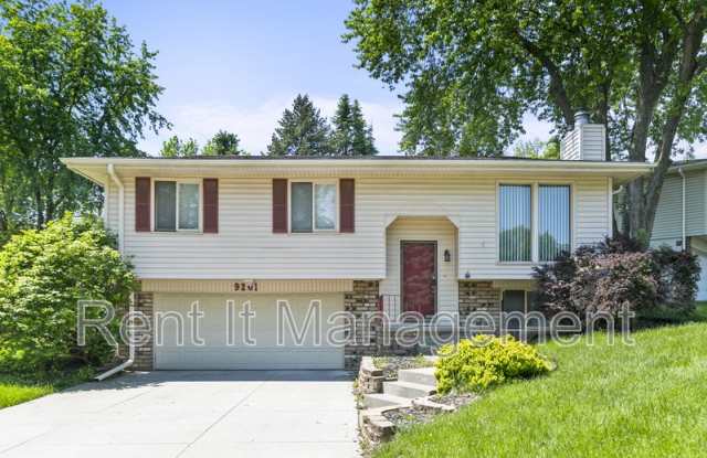 Photo of 9201 Park View Blvd.