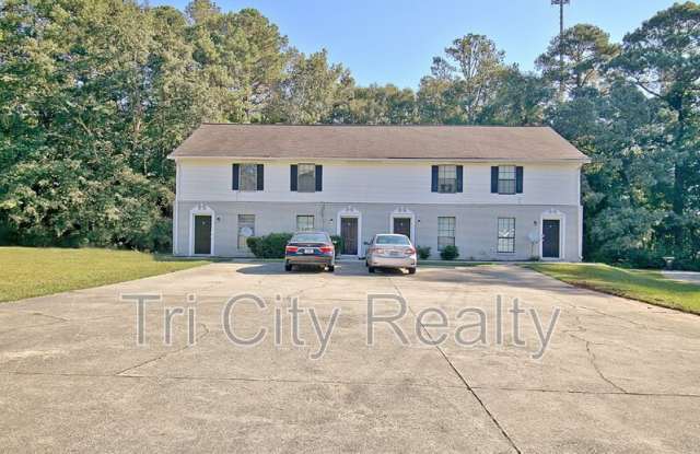 220-A Meadowbrook Court