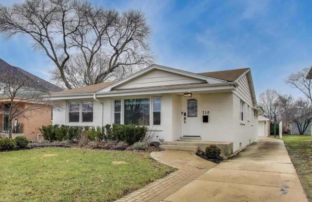 710 S Hawthorne Avenue