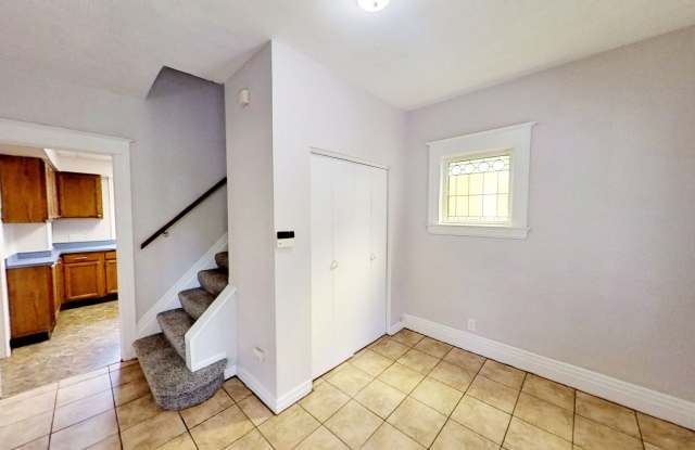 32 Engel Pl. | Single Family | 3 BD/1 BA | Recently Renovated