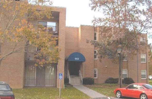 Photo of 3 Bedroom, 2 Bath Condo