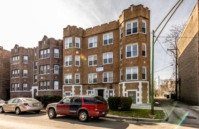 215 E 68th St