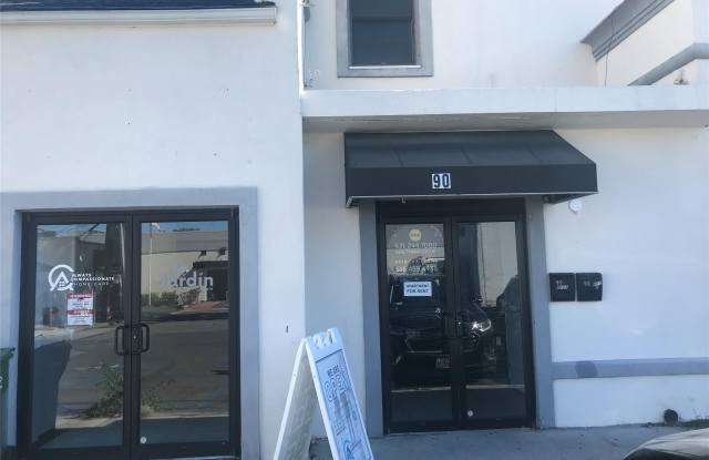 Photo of 90 E Main Street unit: 2