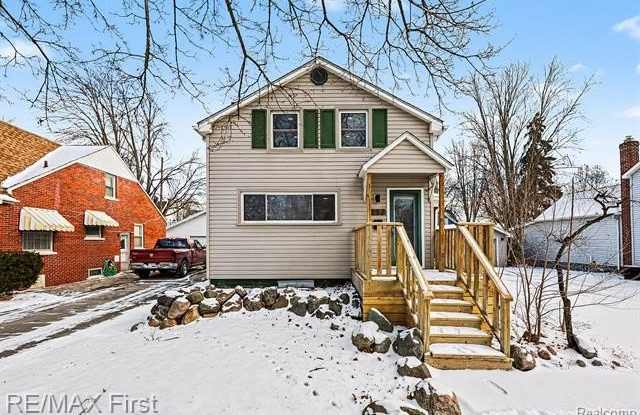 252 N William Street