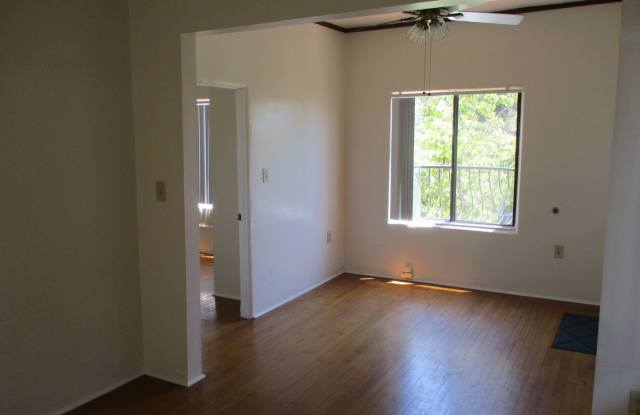 Kensington: 1 Bedroom 1 Bath