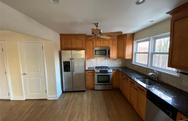 Photo of 905 Palmer Avenue unit: 5H4