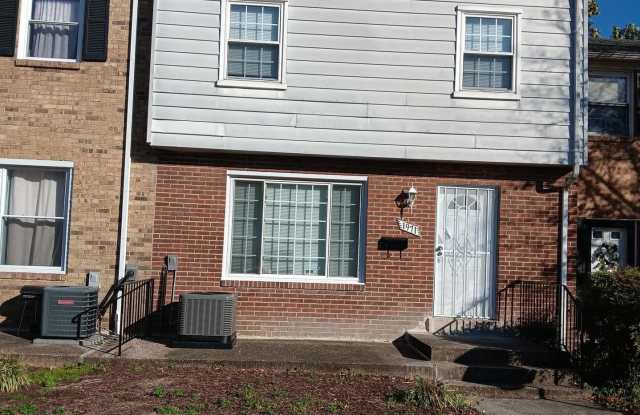 Photo of 1971 ADDISON RD S