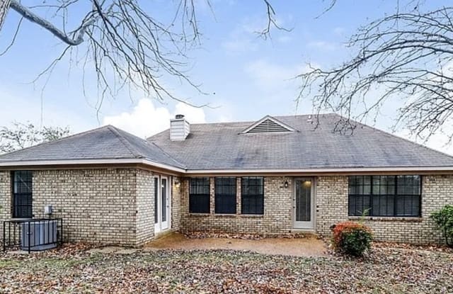 2654 Van Eaton Ln - 2654 Van Eaton Lane, Memphis, TN 38133