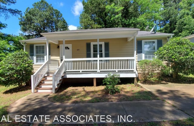 305 Hardee Street - 305 North Hardee Street, Durham, NC 27703