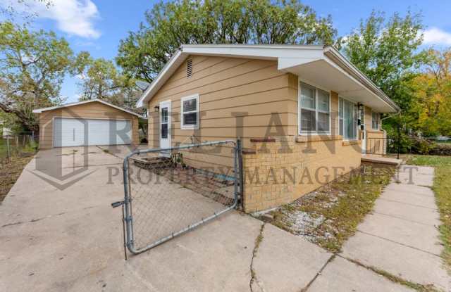 2210 West Dallas Street