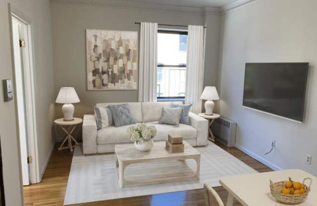 460 West 50th Street