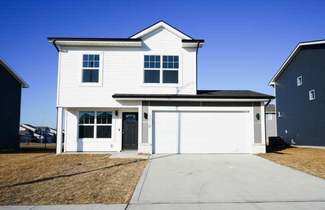 Stunning 3-Bedroom, 2-Bath Home in PRIME Ankeny Location