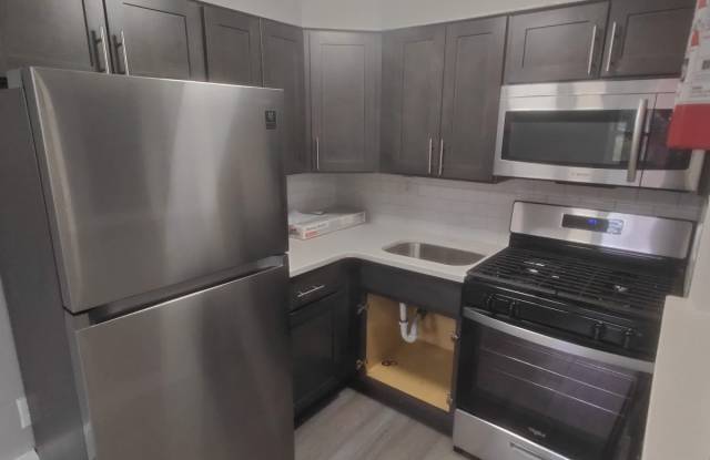 Photo of 831 Cedar Ct