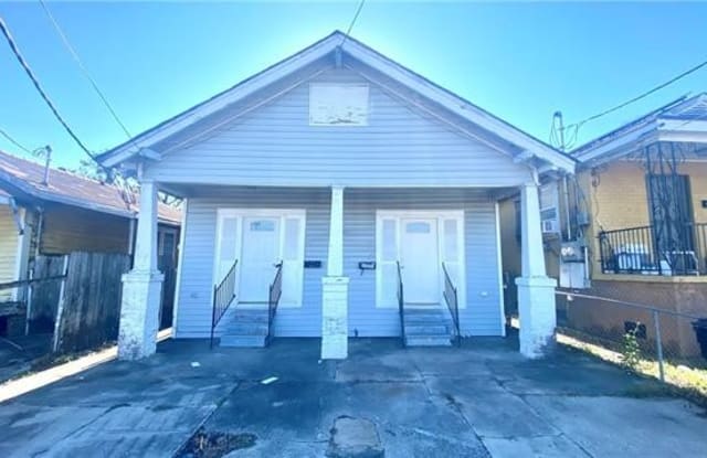 9114 FIG Street - 9114 Fig Street, New Orleans, LA 70118