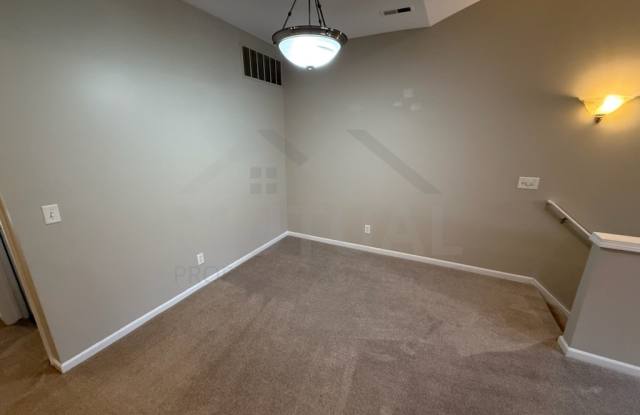 40564 Blythefield Ln