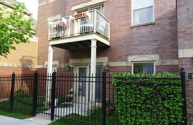 825 East 41st Street - 825 East 41st Street, Chicago, IL 60653