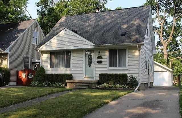 3122 Harvard Road