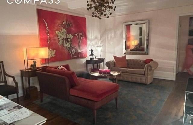 425 West 23rd Street