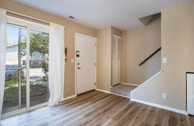 3577 Kenbrooke Court