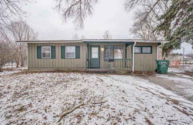 Photo of 2932 CAMERON Avenue