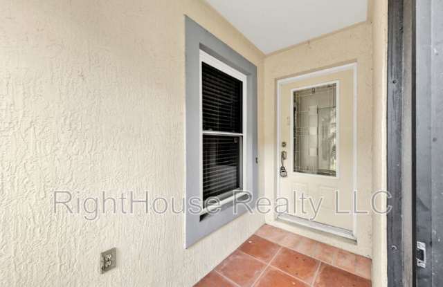 5340 Old Oak Tree Dr