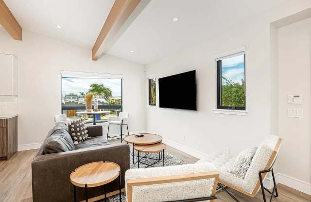 Photo of 262 Barbara Avenue