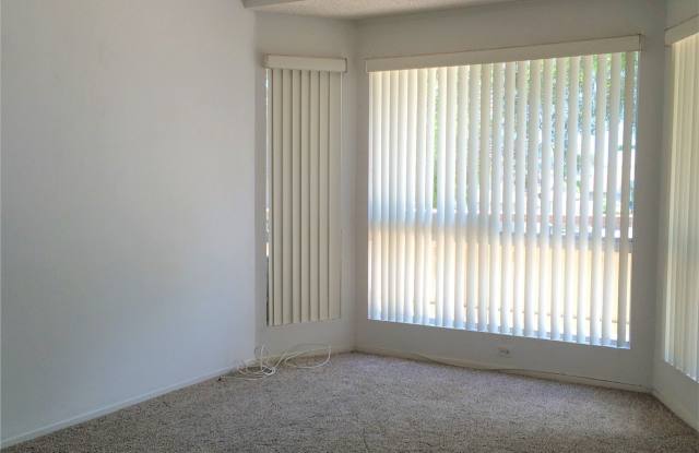 91-949 Puamaeole Street