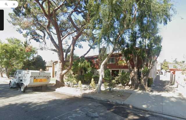 Photo of 805 S. Flower St.