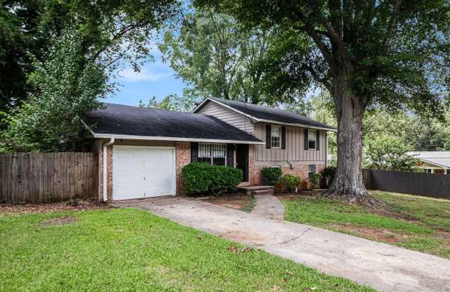 4 bdrm, 2 bath in Jonesboro