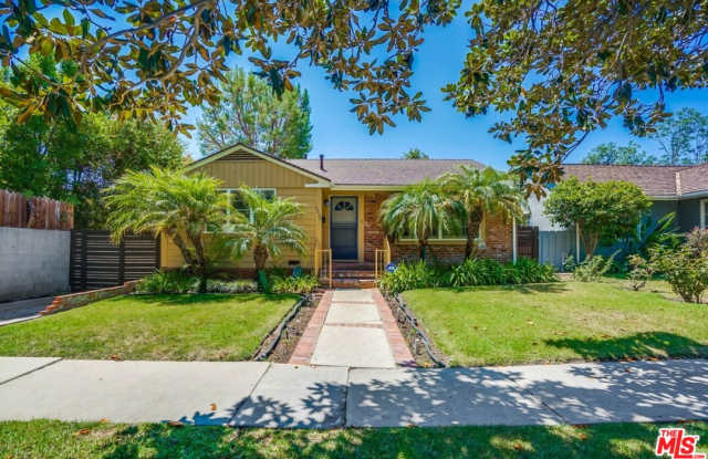 14930 Hartsook St - 14930 Hartsook Street, Los Angeles, CA 91403