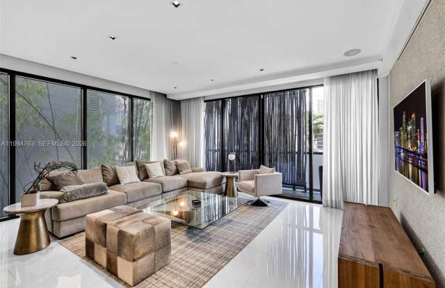 350 Meridian Ave