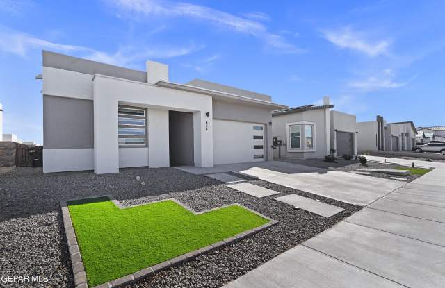 620 Paseo Modesto Drive