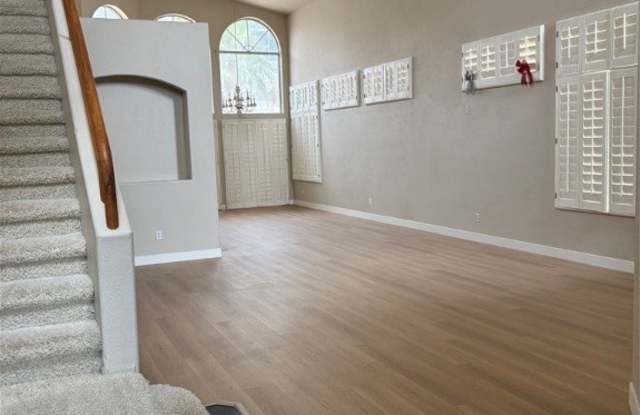 112 Weatherwood Court