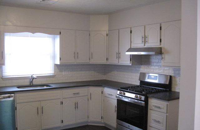 13 Beechwood Ave.