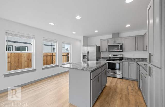 Beautiful New 3 Bedroom Townhome