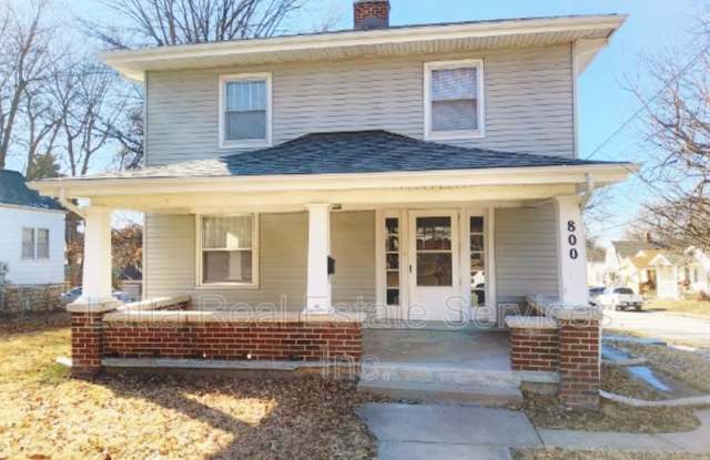 800 S Main St