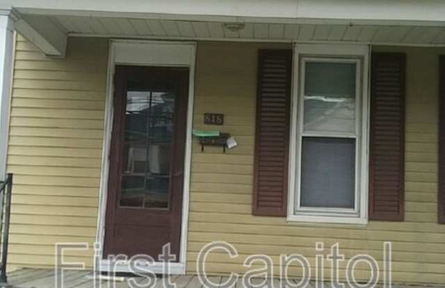 Photo of 818 Broadway