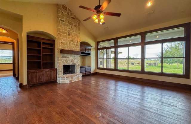 1559 E Blackjack Road