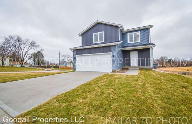300 NW Morgan Ct